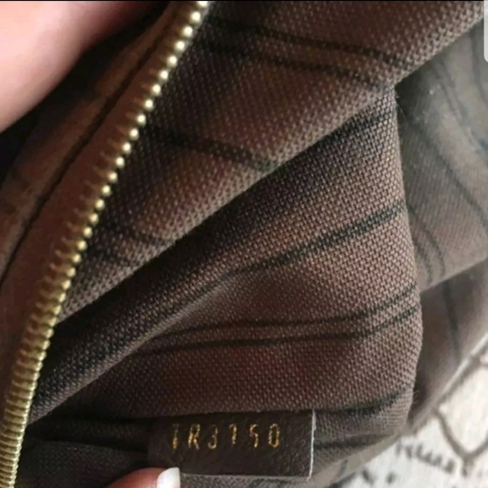 Louis Vuitton Artsy Empriente Mono - Picture 5 of 6